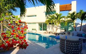 Casa Del Mar
